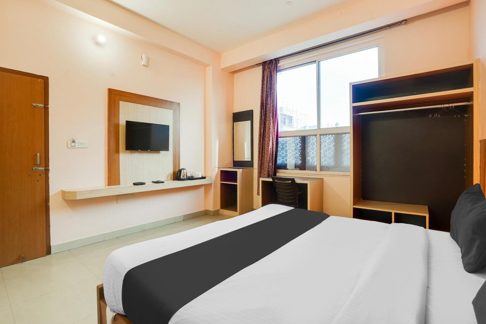 Super Hotel O Jln Marg Malviya Nagar Formerly Hotel Braj Haveli Джайпур Екстериор снимка