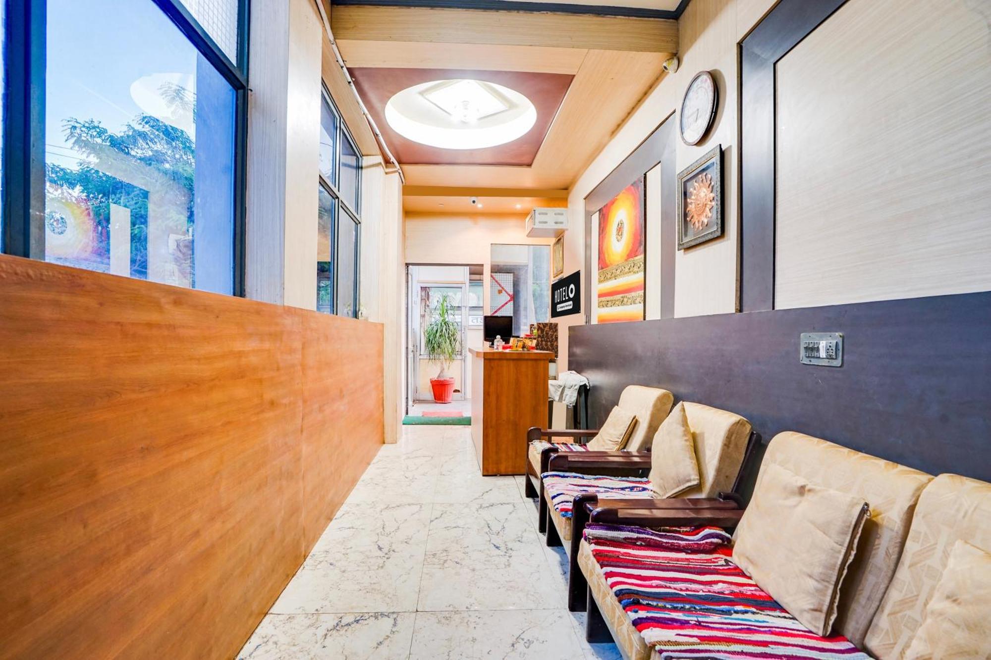 Super Hotel O Jln Marg Malviya Nagar Formerly Hotel Braj Haveli Джайпур Екстериор снимка