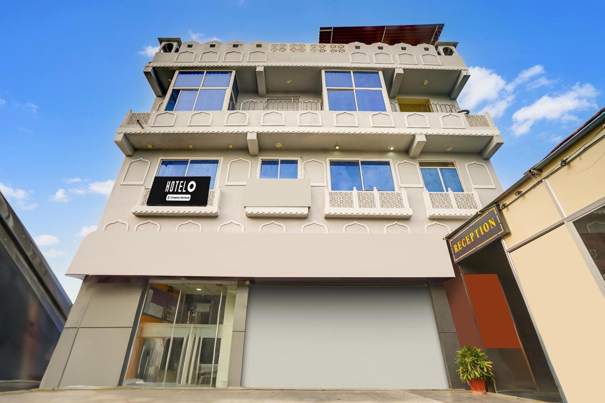 Super Hotel O Jln Marg Malviya Nagar Formerly Hotel Braj Haveli Джайпур Екстериор снимка