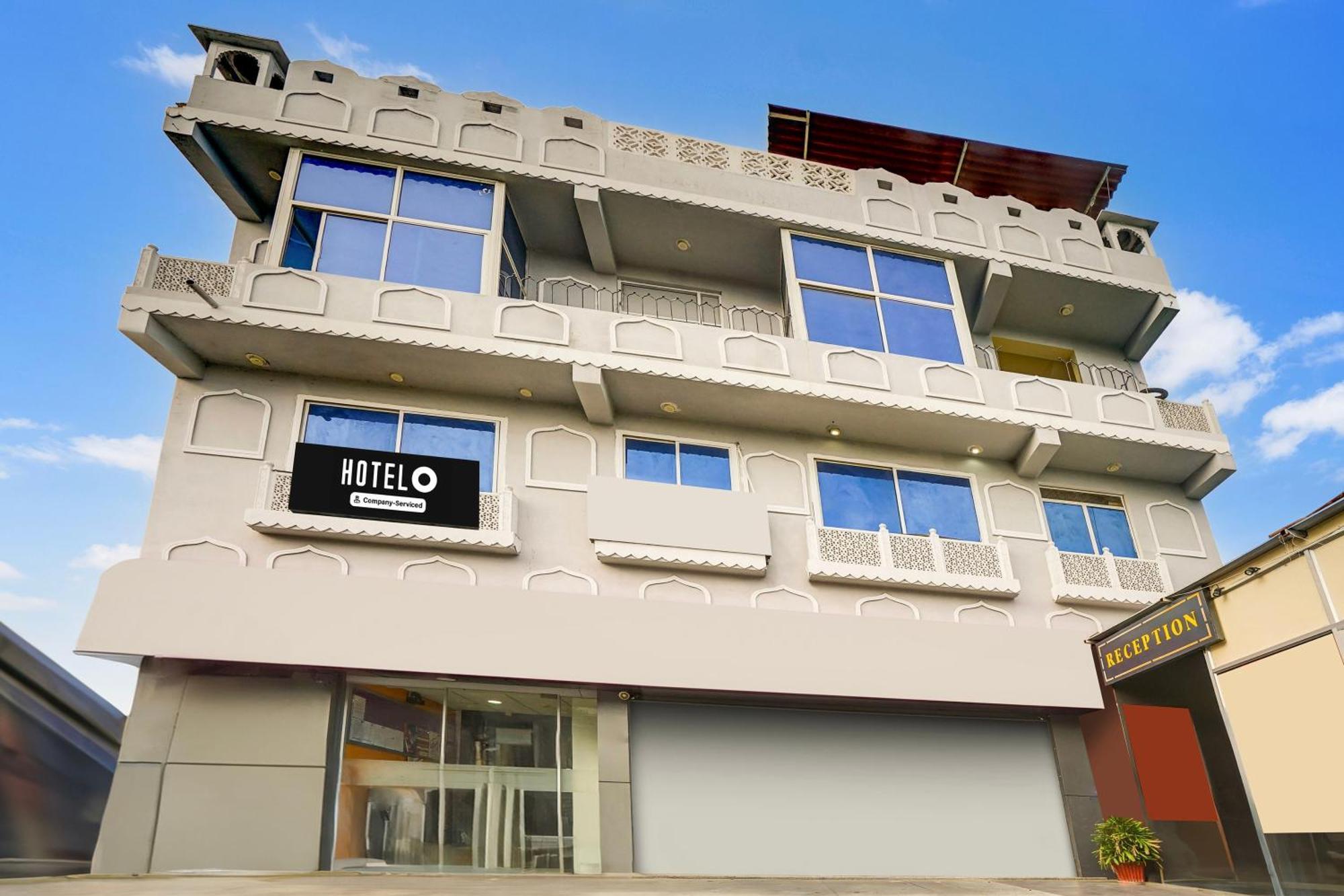 Super Hotel O Jln Marg Malviya Nagar Formerly Hotel Braj Haveli Джайпур Екстериор снимка